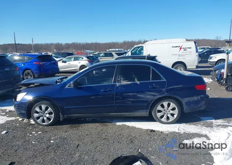2005 Honda Accord 2.4 Lx from USA, damaged, VIN 1HGCM56495A148532